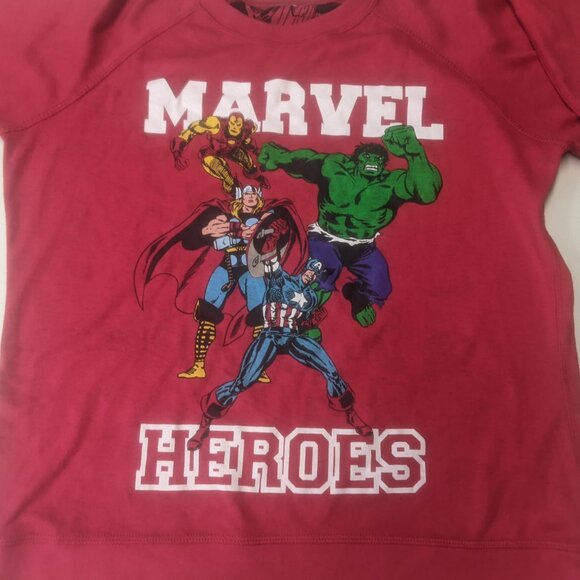 Marvel Comic Heroes Reversible Sweatshirt Red and Black *Size Youth XL/Adult S - Picture 2 of 16